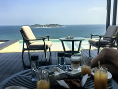 -瑰丽酒店·海吧·天际下午茶·现场DJ·天台酒吧