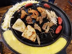 -胡悦里韩式烤肉(芝罘万达广场店)