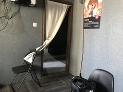 -VR 间客漫·PS电玩·虚拟现实包间游戏电竞(街道口店)