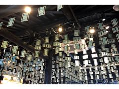 -猫的天空之城概念书店(杭州南宋御街店)