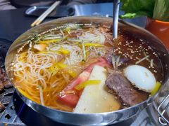 -马路牙子烧烤音乐酒馆(望京店)