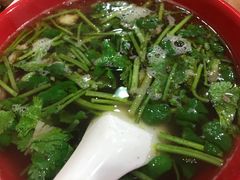 牛肉汤-潘国仙耳光馄饨(黄家阙路店)