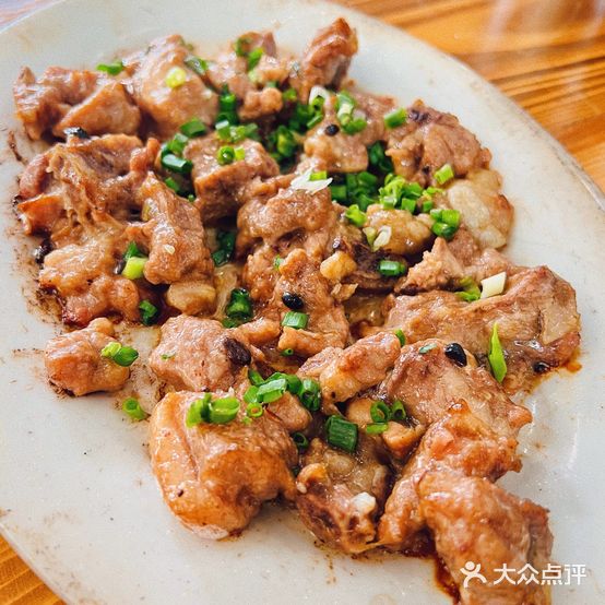 容边聚源排骨饭