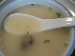 -不老仙金汤虾丸火锅