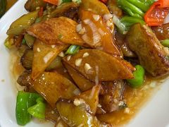 -鹤乡东北菜(崮山路店)
