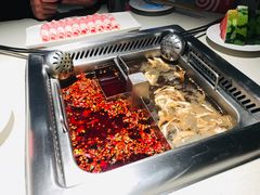 -海底捞火锅鲜切牛肉主题店(长寿路店)