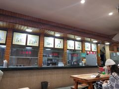 大堂-西环肥仔螺蛳粉(总店)