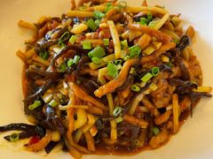 鱼香肉丝-新川办餐厅