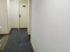 -7天酒店(上海江宁路地铁站玉佛寺店)