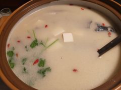 白汤有机鱼头-千岛湖小鱼儿·淳安匠心农家菜