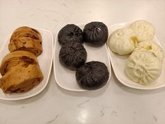 -李与白包子铺(桐梓林店)