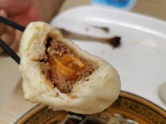 咸蛋黄超人包-老陶包子铺(南大西南村店)