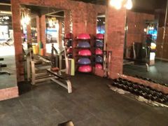 -GYMPLUS私教健身会馆(大悦城店)