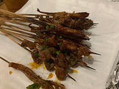 猪鼻筋-蜀签寻宜宾烧烤·精酿