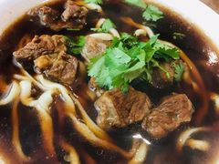 -清真吴记门钉肉饼·喜多利
