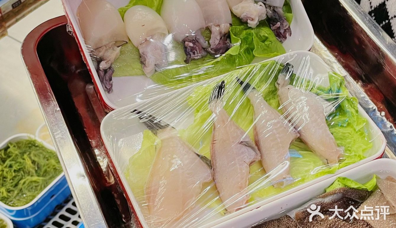 春熙路人均五六十的串串！牛肉串我可以吃一盘！