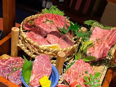 -山川小町·极番烧肉(新地假日广场店)