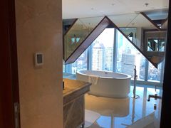 -上海雅居乐万豪侯爵酒店