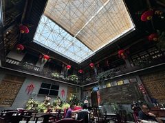 -蔼若春.传承三十年云南菜(金碧公园店)