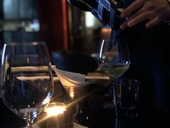 -wineapp葡萄酒餐吧(外滩金融中心店)