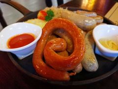 什锦香肠拼盘-马迭尔德式西餐精酿啤酒屋(中央大街店)