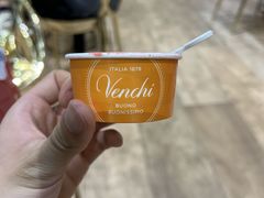 -VENCHI 闻绮(北京国贸商城店)