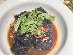 长沙臭豆腐-呷湘厨·鱼汤捞饭(国家会展中心店)