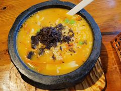 墨脱石锅黑松露饭-云雪丽·茶马文化特色菜(古城口店)