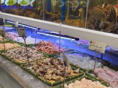 -小渔莊•地道胶东菜(旅游路万象省博物馆店)
