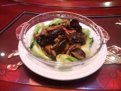 烹炒草原蘑-大汗行宫园林餐厅