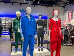 -adidas(滔搏朝阳大悦城店)