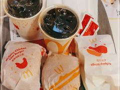 -麦当劳(欢乐谷店)