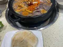 -九寨沟特色牦牛肉汤锅