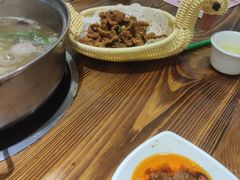 -原汁原味驴庄(长岭村店)