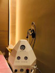-苑苑vbeauty科技美容SPA
