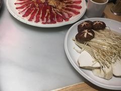 -韩宫宴烤肉·料理(宝山万达店)
