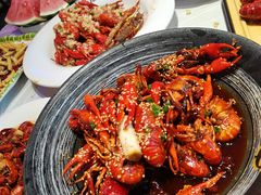 -肥肥虾庄·金牌油焖大虾(首义路店)