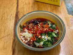 -拈签一笑黄牛肉辣卤串串