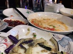 -临江餐馆二楼美食部落