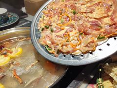 -尚尚仙·酸汤猪手·猪肚鸡火锅(华联万柳购物中心店)