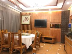 -围龙屋客家食府(福田店)