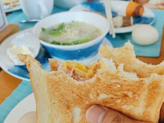 -亚龙湾希尔顿自助餐厅·海鲜·烧烤·沙滩BBQ·现场乐队