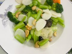 -六和聚传统烤鸭.天津菜(和平店)