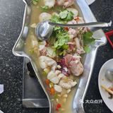 海边漫步美食探索