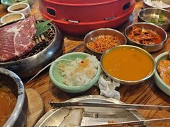-韩景台烤肉(八大处店)