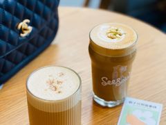 椰子燕麦拿铁-Seesaw Coffee(苏州中心店)