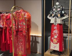 点击看大图 -藤薰定制中式嫁衣礼服旗袍店