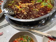 -肖肖酸萝卜鱼火锅(总店)