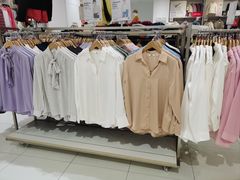 -优衣库(威海威高购物中心店)