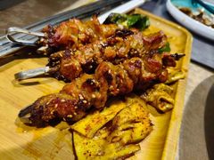 馕坑肉-乡村馕坑肉·烧烤·新疆菜·本地人更爱吃(阿勒泰首店)